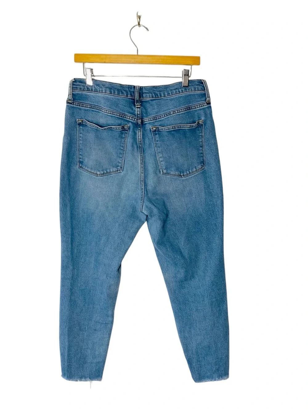 J. CREW 10